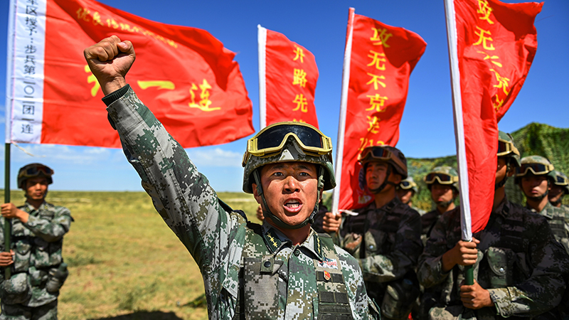 了不起的中國軍人丨楊德龍：立身為旗，當(dāng)好星火傳承人